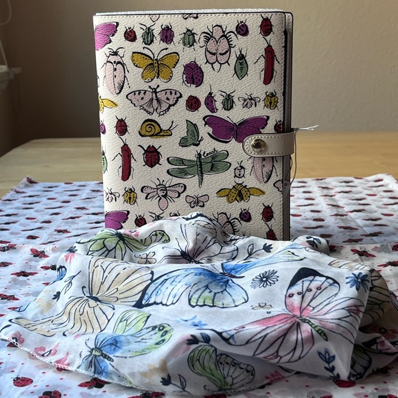 🪲🐌🐞 COACH NOTEBOOK WITH CREATURE PRINT 🐞🐌🪲 NWT 🪲🐌🐞 - Picture 10 of 16